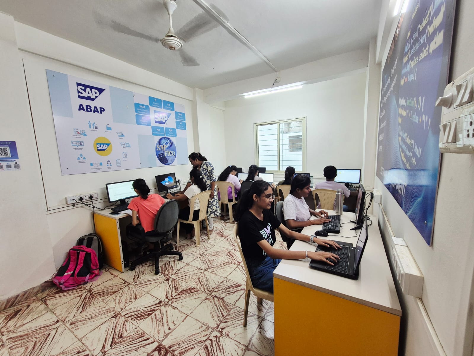 Live SAP ABAP training session in progress